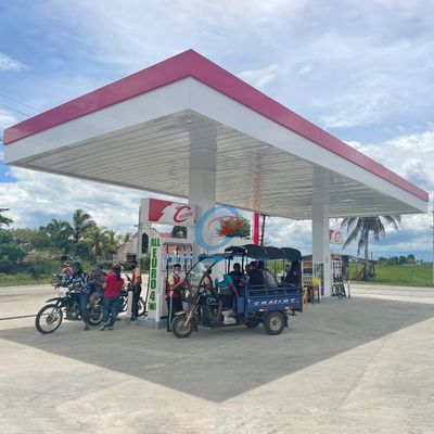 محطة وقود محطة وقود محطة وقود محطة وقود