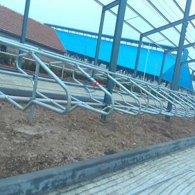 الهيكل الحديدي الحديث حظيرة الأبقار الإطار الحديدي المستدام المباني الزراعية